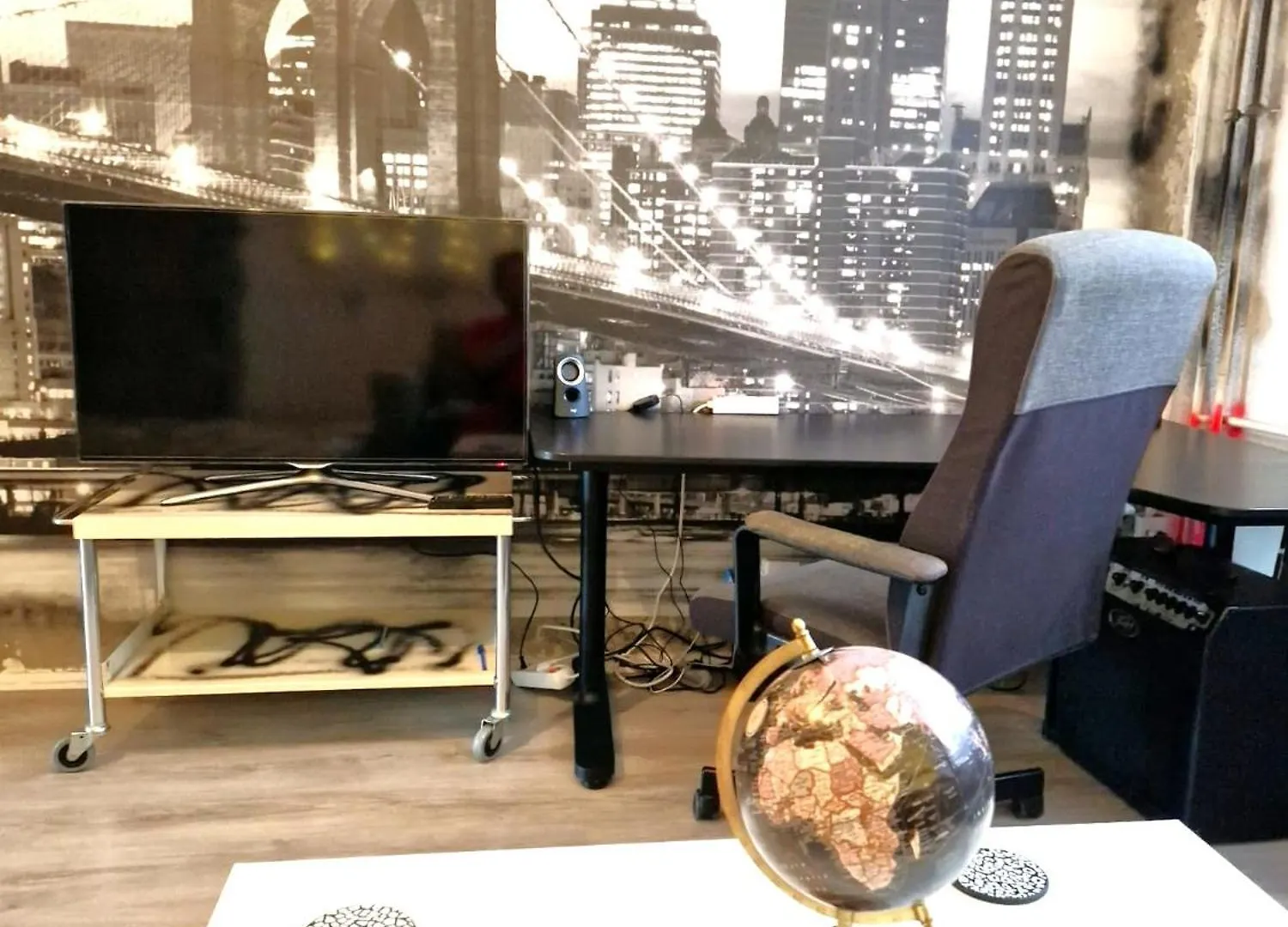 Cozy Trendy Spacious Room In Green Area 12 Min. Near To The Center Alexanderplatz Berlino 0*,  Germania